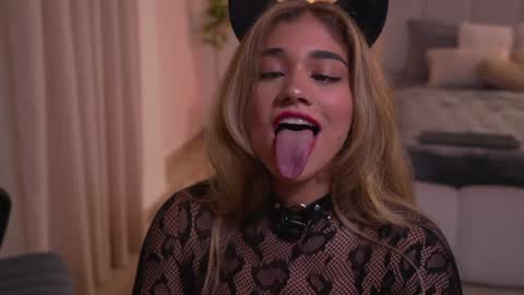  Ashley  online show from October 31, 12:33 am