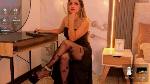 Camila online show from October 23, 8:18 pm