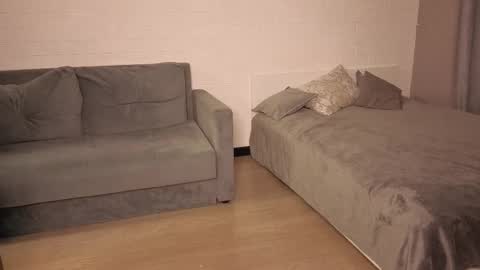 Ashley online show from November 10, 5:01 pm