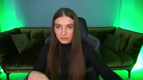 ashleybaee online show from October 29, 1:02 pm