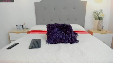 Ashley knight online show from December 13, 6:49 pm