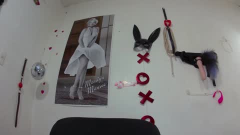 Ashley online show from January 26, 1:20 am