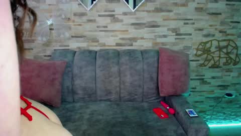 Snapshot of ashlye_hill chatting on March 7, 4:13 am Ashlye online show from March 7, 4:13 am