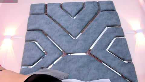 Ashly  online show from December 18, 10:57 pm