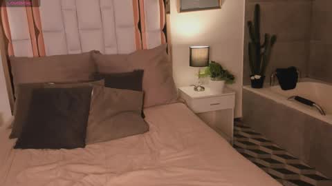 PAO   online show from March 12, 7:35 am