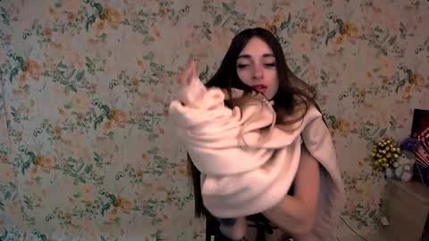 asia_n_ online show from December 10, 11:22 am