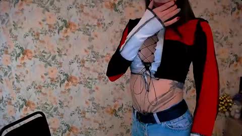 asia_n_ online show from February 10, 10:53 am