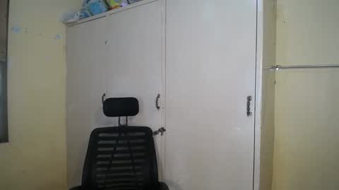 Asia online show from March 11, 6:21 am