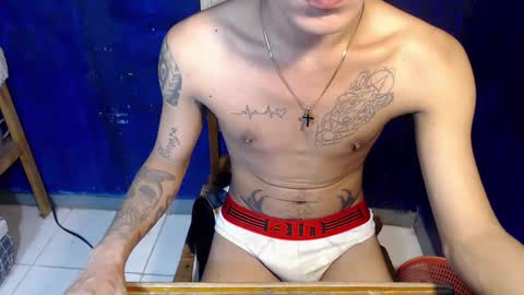 Snapshot of asian_kimxxx chatting on December 31, 6:57 pm don online show from December 31, 6:57 pm