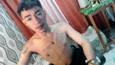 Snapshot of asian_kimxxx chatting on February 9, 9:26 am don online show from February 9, 9:26 am