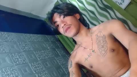 Snapshot of asian_kimxxx chatting on March 3, 8:11 pm don online show from March 3, 8:11 pm