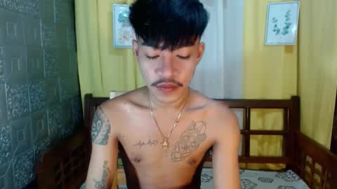 Snapshot of asian_kimxxx chatting on October 14, 2:01 am don online show from October 14, 2:01 am