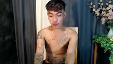 Snapshot of asian_kimxxx chatting on November 27, 11:56 am don online show from November 27, 11:56 am