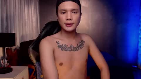 Snapshot of asianguy_nextdoor chatting on October 10, 8:35 am AsherMiller online show from October 10, 8:35 am