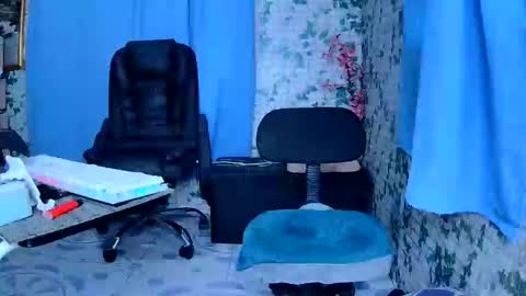 Trish online show from March 3, 9:00 am