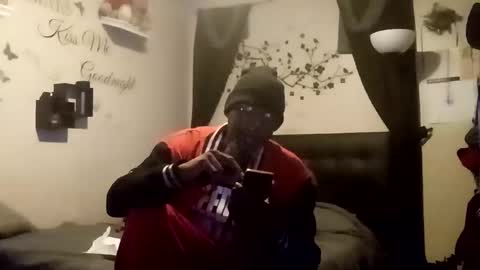 Snapshot of askme2shou chatting on October 26, 7:25 am askme2shou online show from October 26, 7:25 am