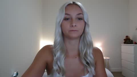 Aspen Aries online show from October 30, 9:15 pm