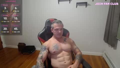 Snapshot of ass_chaser_1 chatting on October 8, 1:47 am Ass Chaser online show from October 8, 1:47 am