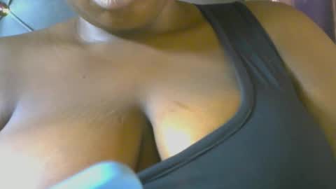 assplaybuttom online show from December 20, 2:02 pm