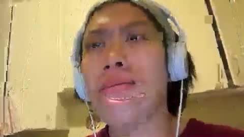 Snapshot of assert32 chatting on October 1, 7:58 am Patty online show from October 1, 7:58 am