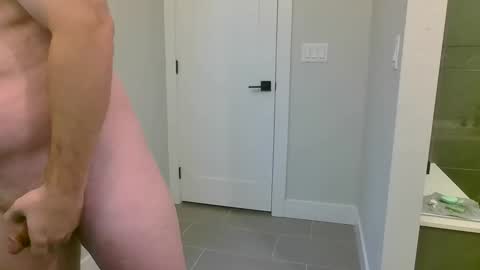 Snapshot of assmagicman chatting on November 17, 5:08 pm assmagicman online show from November 17, 5:08 pm