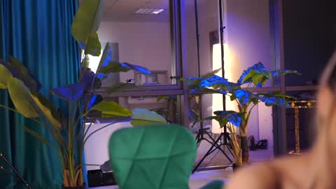 Starting 930 PM EU TIME online show from December 30, 7:21 pm