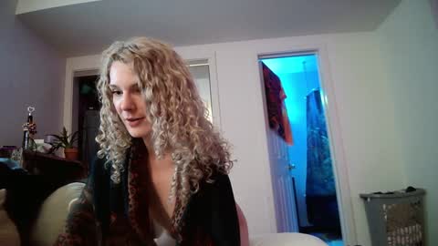 AstoriaLove online show from January 15, 5:40 am