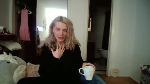 AstoriaLove online show from March 5, 1:10 am