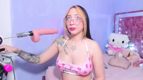 Kitty online show from October 22, 2:45 am