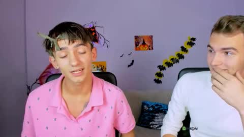 astren online show from October 23, 12:59 pm