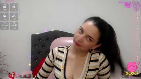 Snapshot of astrolover_ chatting on October 8, 2:53 am camila online show from October 8, 2:53 am