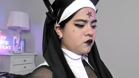 Athena online show from October 25, 7:52 pm