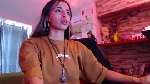 Atenea online show from March 5, 6:23 pm