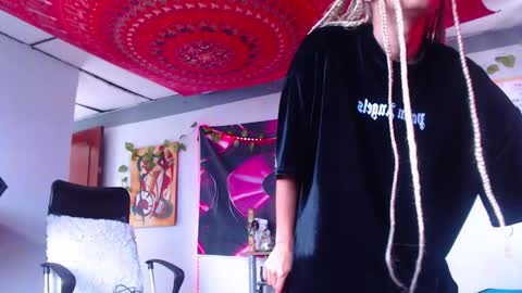 Atenea online show from October 14, 12:50 pm