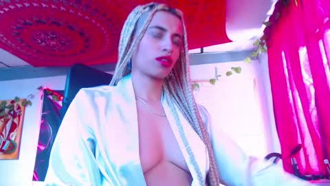 Atenea online show from October 24, 2:02 pm