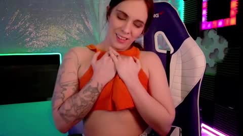 Athena Autumn online show from October 1, 9:04 am