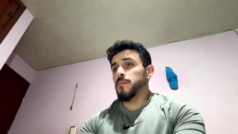 Snapshot of athlete_boy22 chatting on October 10, 7:51 am Atlas online show from October 10, 7:51 am