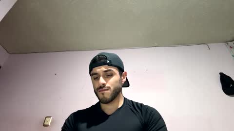 Snapshot of athlete_boy22 chatting on October 22, 1:39 am Atlas online show from October 22, 1:39 am