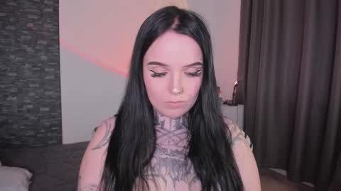 online every day between 10am-23pm online show from October 3, 12:57 pm