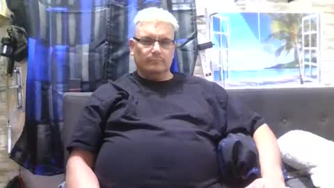 Snapshot of atr2424 chatting on December 27, 10:12 am A online show from December 27, 10:12 am