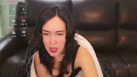 audradeer online show from November 17, 2:45 pm