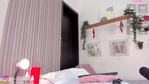 Hello I am Marcela follow me on my instagram  aura moon11 online show from December 17, 10:34 am