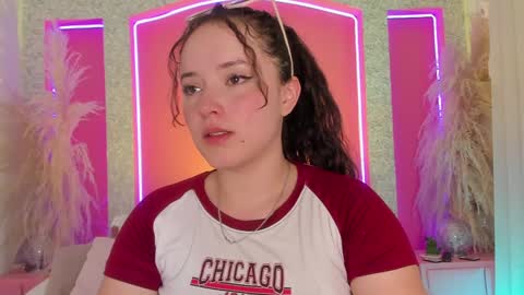 Aurora online show from December 12, 7:37 pm