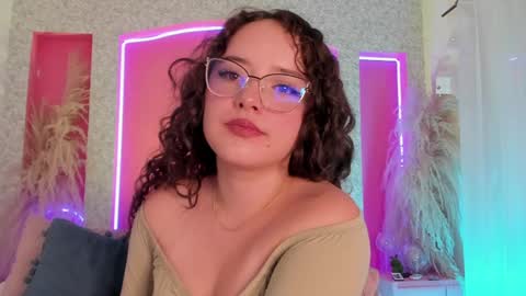 Aurora online show from January 17, 7:49 pm