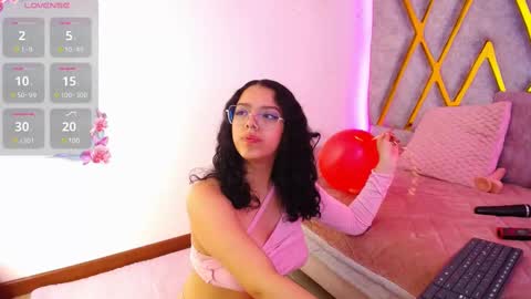 Aurora online show from February 24, 10:26 am