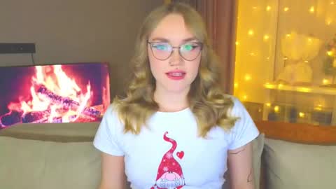 Kate online show from December 26, 7:05 pm