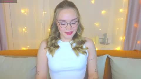 Kate online show from February 22, 3:47 pm