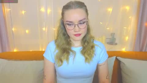 Kate online show from February 25, 3:49 pm