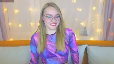 Kate online show from March 6, 4:17 pm