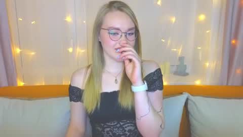 Kate online show from March 12, 5:17 pm